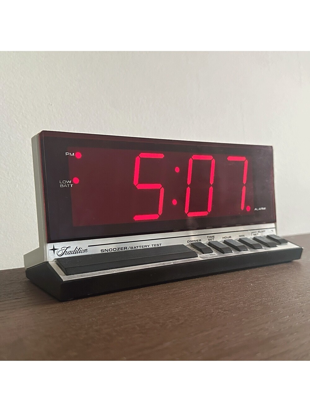 Vintage Retro Tradition Digital Alarm Clock with Red LED Display